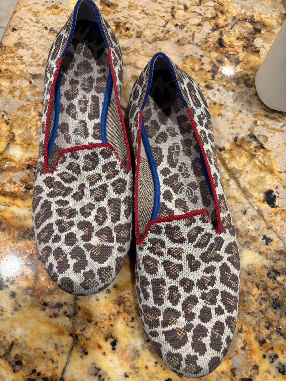 ROTHY’’s flats